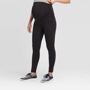 Ingrid & Isabel Active Maternity Leggings - 2 pairs